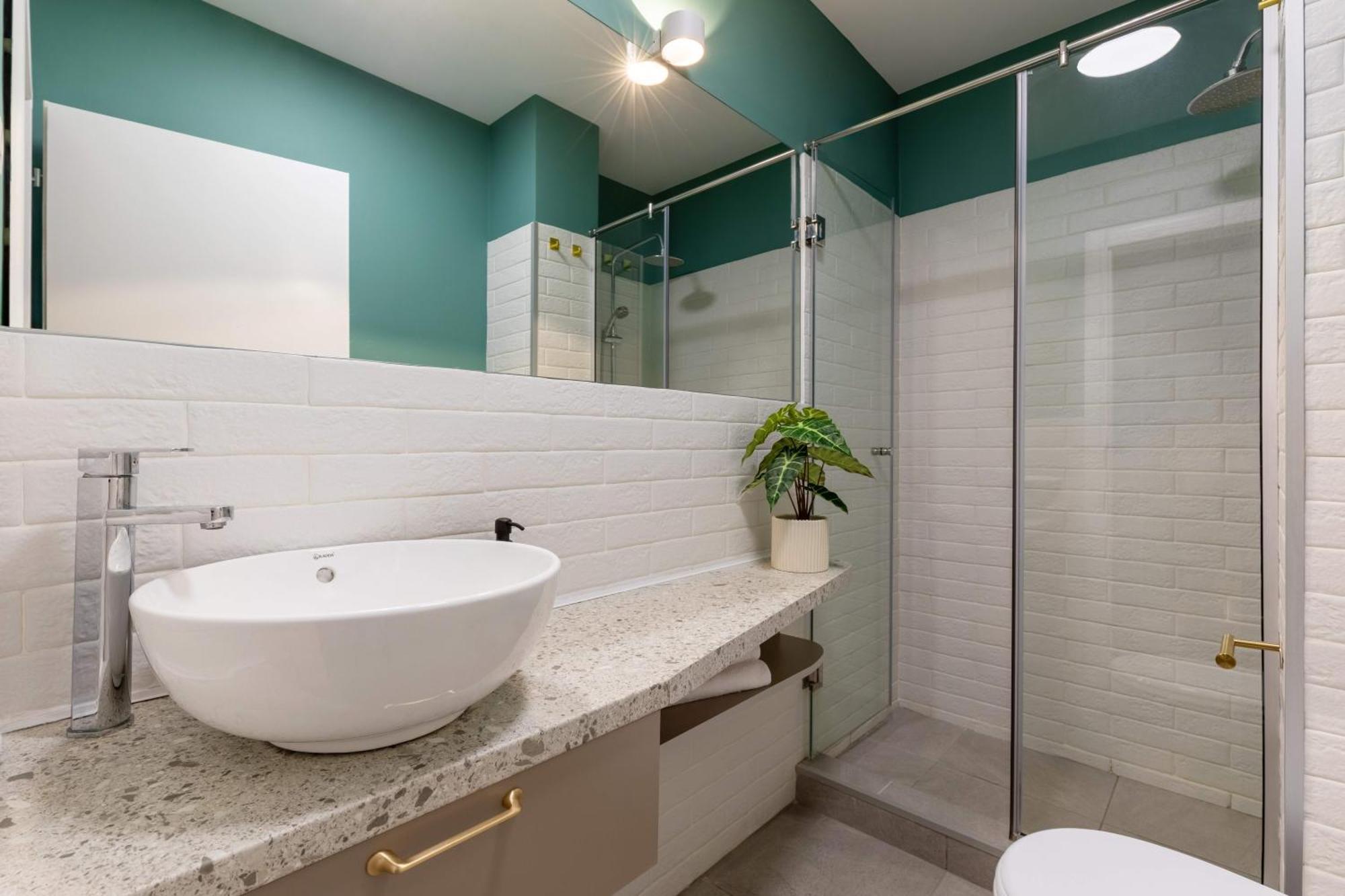 Holt - Lucky Cranes Apartment Bucharest Luaran gambar